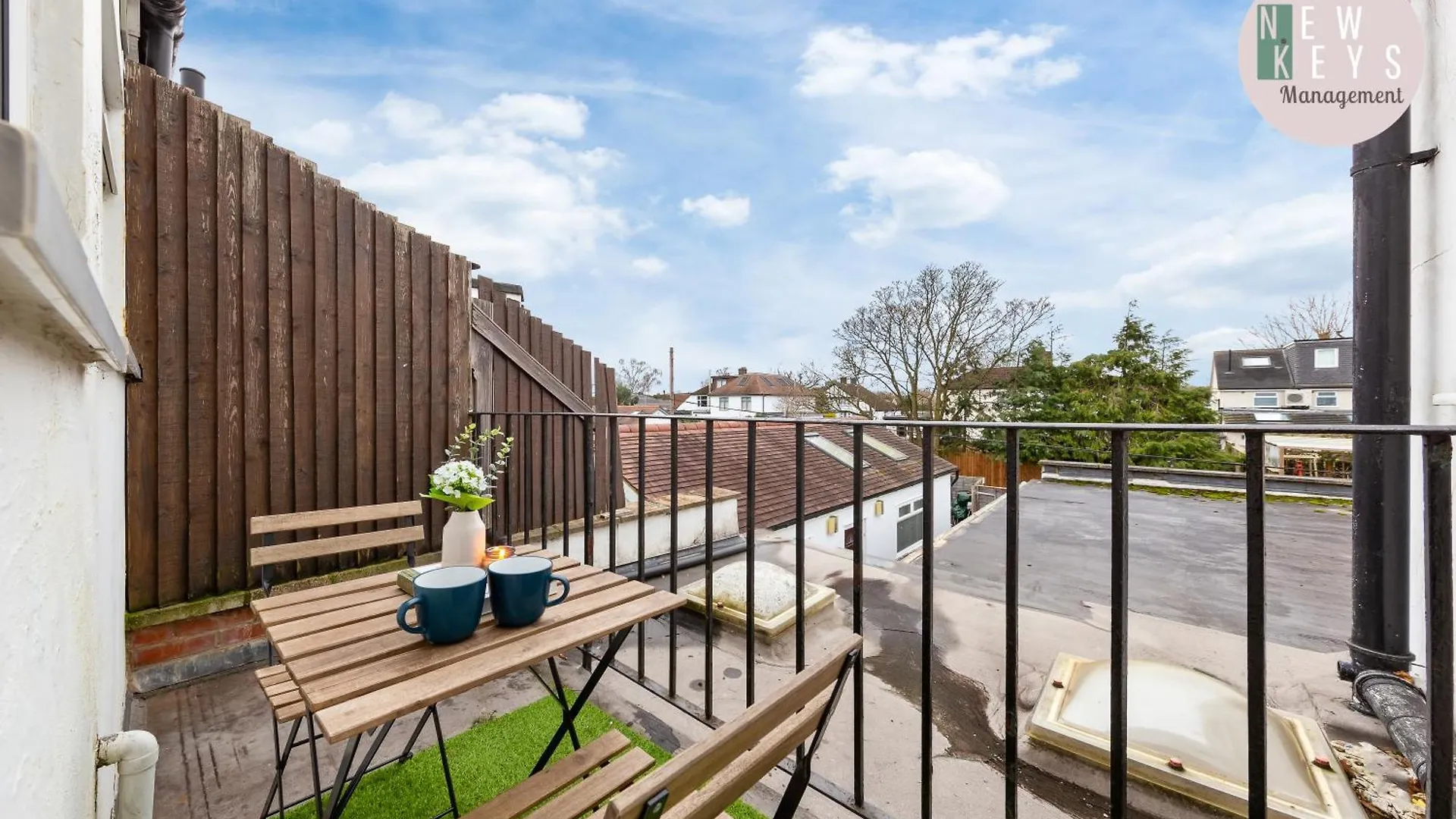 Powdermill Lodge Hanworth 0*, Hanworth (Berkshire) United Kingdom