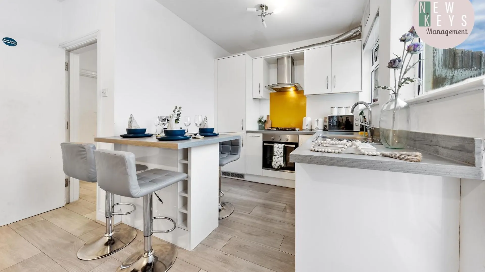 Powdermill Lodge Hanworth Apartment